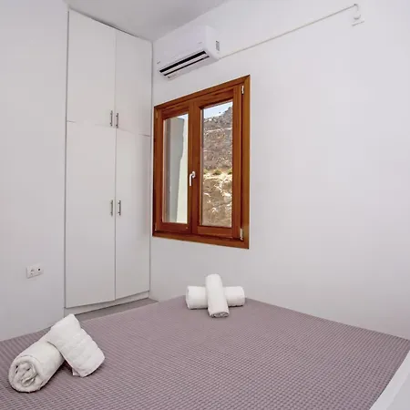 Kastro Shared Pool * Fanari (Mykonos)