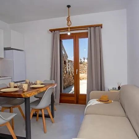 Daire Kastro Shared Pool Fanari (Mykonos)