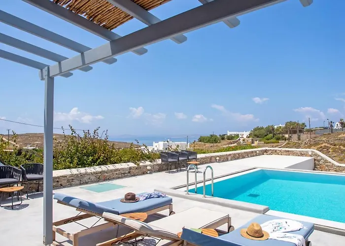 Kastro Shared Pool Fanári