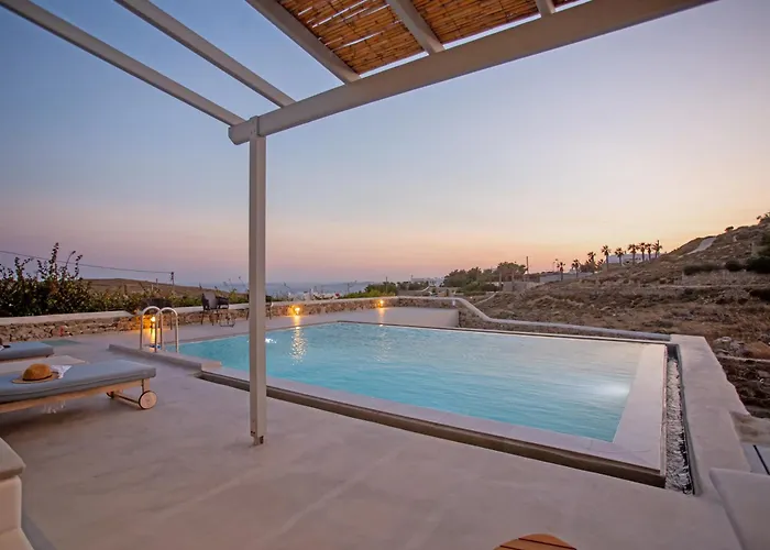 Kastro Shared Pool Apartment Fanari (Mykonos)