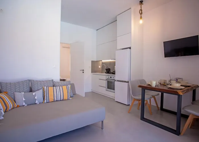 Apartment Kastro Shared Pool