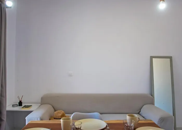 Kastro Shared Pool Apartment *